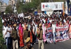 17 वर्षों से नियमित होने के इंतजार में 23 हजार से अधिक पंचायत शिक्षक-विद्यालय
सहायक - image