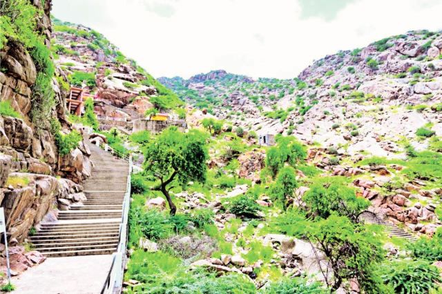 Suiya Mahadev Temple