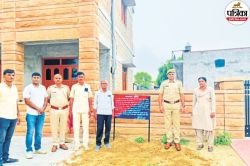 बाड़मेर में काली कमाई से ऐशो-आराम की जिंदगी जीते थे तस्कर, खरीदा घर-लग्जरी वाहन
और फ्लैट, सब कुछ फ्रीज - image