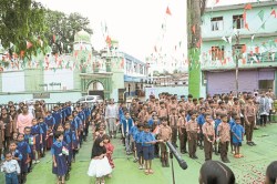 79th Independence Day: जामा मस्जिद ग्राउंड में मुस्लिम समाज ने फहराया तिरंगा - image