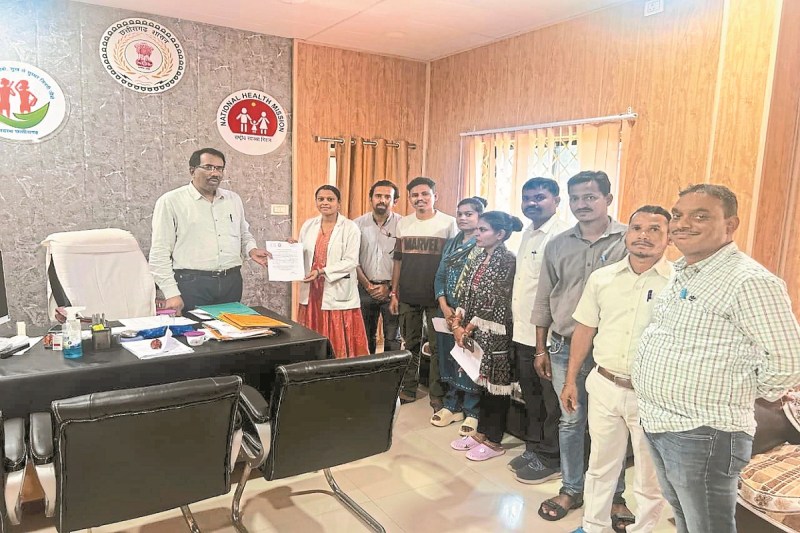 एनएचएम कर्मचारी आज से हड़ताल पर रहेंगे (Photo source- Patrika)