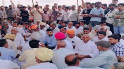 कंपनी के अधिकारियों ने दिलाया भरोसा… वार्ता में बनी सहमति, दूसरे दिन धरना समाप्त - image