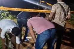 यूपी में घोड़ा का हाफ एनकाउंटर…SP बोले सनकी है घोड़ा, जंगल में पुलिस टीम ने किया
घेरेबंदी - image