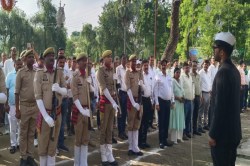 79वां स्वतंत्रता दिवस के अवसर पर मुख्य विकास अधिकारी ने विकास भवन परिसर में
फहराया तिरंगा - image