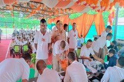 Mau Police: पुलिस लाइन में 398 पुलिस कर्मियों की हुई संपूर्ण स्वास्थ्य जांच संग
सीपीआर ट्रेनिंग - image
