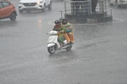 प्रदेश के विभिन्न हिस्सों में भारी बारिश की चेतावनी (फोटो सोर्स :Patrika/ Ritesh Singh)