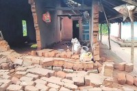 घर की दीवार गिरने से महिला की मौत (Photo source- Patrika)