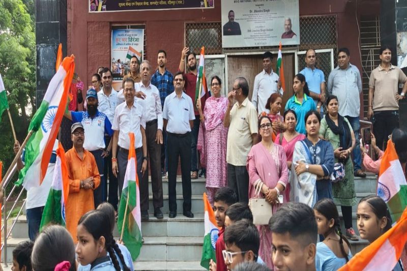 धूमधाम से निकाली तिरंगा यात्रा, गूंजे भारत माता के जयकारे Tiranga Yatra taken out with great pomp, Bharat Mata ki Jai reverberated