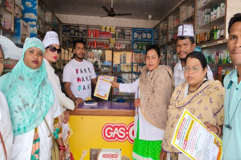 NHM कर्मियाें की अनिश्चितकालीन हड़ताल जारी (Photo source- Patrika)