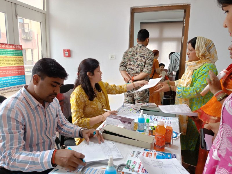 महिला स्वास्थ्य पर शिविर ने 400 से अधिक महिलाओं ने कराई जांच