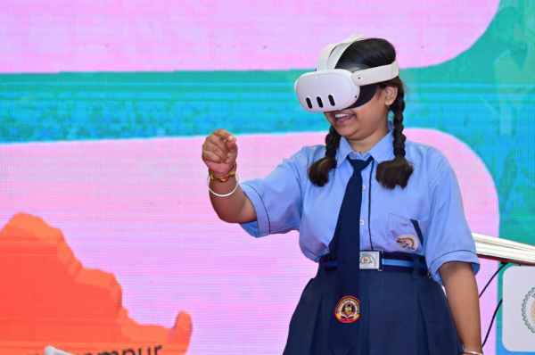 रायपुर में छायाचित्र प्रदर्शनी! स्वतंत्रता संग्राम के वीरों से हुई रूबरू, विद्यार्थियों-युवाओं ने की सराहना, देखें Photo...