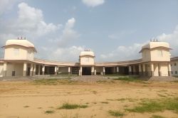 शेखावाटी यूनिवर्सिटी शुरू नहीं करवा पा रही छात्र सुविधा केंद्र और स्वास्थ्य
केंद्र - image