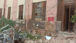 अब असुर क्षित सरकारी भवनों का सर्वे, लगा रहे चेतावनी बोर्ड - image