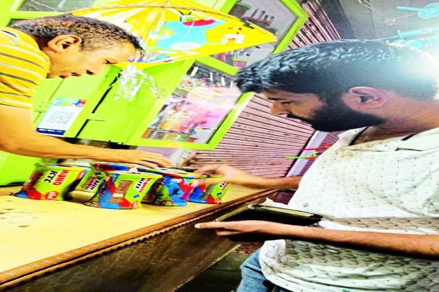 चाइनीज मांझे से वो काटा की होड़, कहीं टूट ना जाए सांसों की डोर