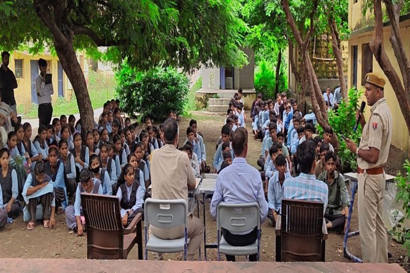 बढ़ते साइबर अपराध से निपटने को सतर्कता सबसे बड़ा सुरक्षा उपाय Vigilance is the biggest security measure to deal with increasing cyber crime