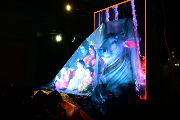 Ganesh Utsav 2025: रायपुर में देर शाम तेज बारिश में गणपति आगमन, बाजे-गाजे के साथ भव्य स्वागत, देखें तस्वीरें 
