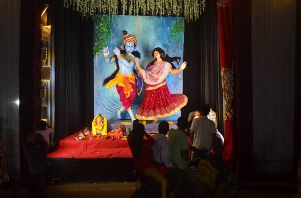 Ganesh Utsav 2025: रायपुर में अलग-अलग थीम में विराजे गणपति, पलकें झपकने वाले मूर्ति ने मोहा मन,देखें तस्वीरें