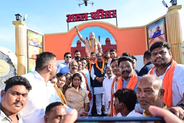 उप मुख्यमंत्री ने कार्यों का किया लोकार्पण-भूमिपूजन (फोटो सोर्स- DPR)
