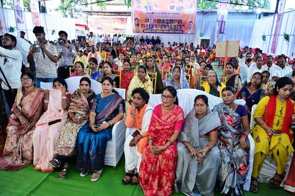 उप मुख्यमंत्री ने कार्यों का किया लोकार्पण-भूमिपूजन (फोटो सोर्स- DPR)
