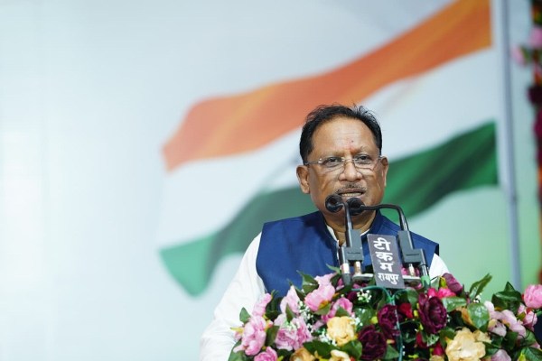 तिरंगा यात्रा में मुख्यमंत्री विष्णु देव साय (फोटो सोर्स- X हैंडल)