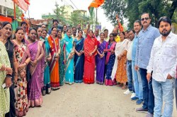 Minister Rajesh Agrawal: अंबिकापुर विधायक राजेश अग्रवाल ने ली केबिनेट मंत्री की
शपथ, भाजपा सरगुजा में जमकर मना जश्न - image