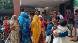 बांसवाड़ा में ट्रोला पलटा, मार्बल के नीचे दबने से 4 मजदूरों की मौत, 4 घायल - image