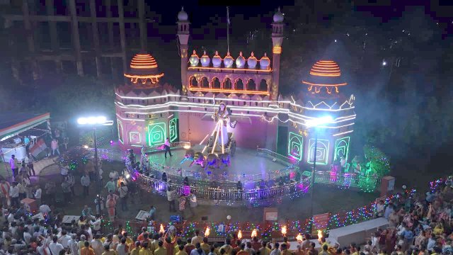 रायपुर में स्वतंत्रता दिवस की पूर्व संध्या पर भारत माता की आरती, हजारों की संख्या में जुटे लोग, देखें Photo