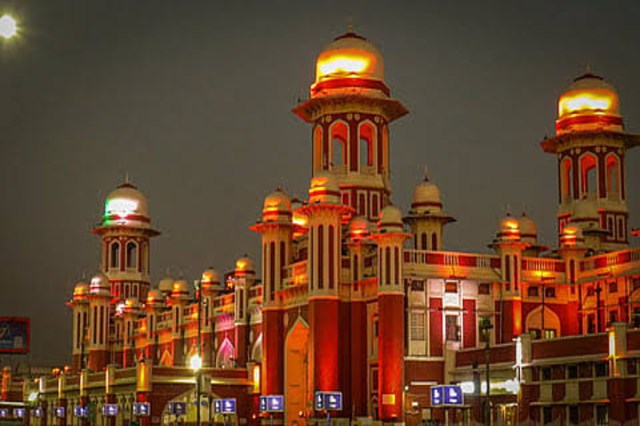  Charbagh