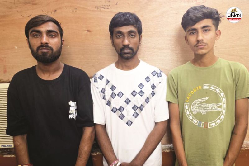 तीन पैडलर गिरफ्तार (फोटो सोर्स- पत्रिका)