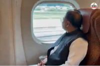CM साय ने बुलेट ट्रेन से किया सफर (फोटो सोर्स- X हैंडल)