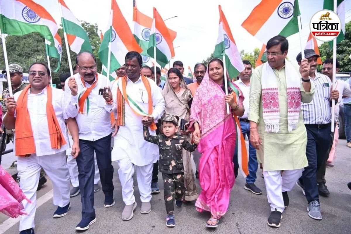 CG News: तिरंगा रैली में शामिल हुईं मंत्री लक्ष्मी राजवाड़े और उपमुख्यमंत्री विजय शर्मा, देखें तस्वीरें…