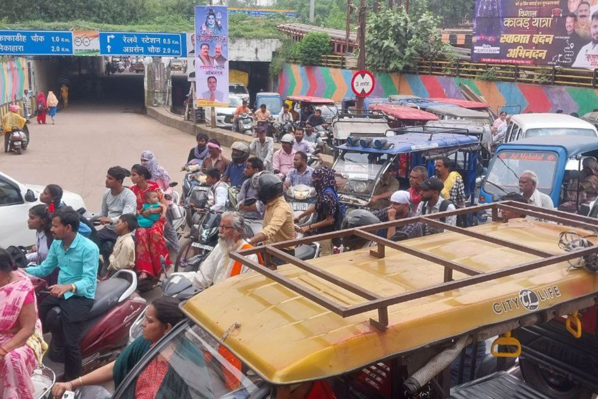CG News: सुबह-सुबह रायपुर में जाम, लोग हुए परेशान, देखें photo…