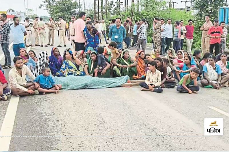 CG News: पुलिस पर प्रताड़ना का आरोप(photo-patrika)