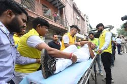Mega Mock Drill: दिल्ली में अचानक किस आपदा से निपटने की तैयारी? 55 से ज्यादा
जगहों पर की गई मेगा मॉकड्रिल - image