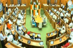 जरूरत पड़ी तो गुंडागर्दी भी करेंगे…दिल्ली विधानसभा में गरजे BJP विधायक, AAP ने
काटा हंगामा - image