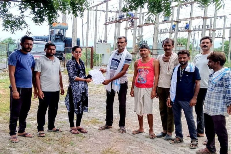 किसानों को नहीं मिल रहा पर्याप्त वोल्टेज