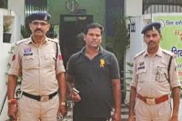 बाप अपने बेटों संग दुकान में चोरी करता था (Photo source- Patrika)