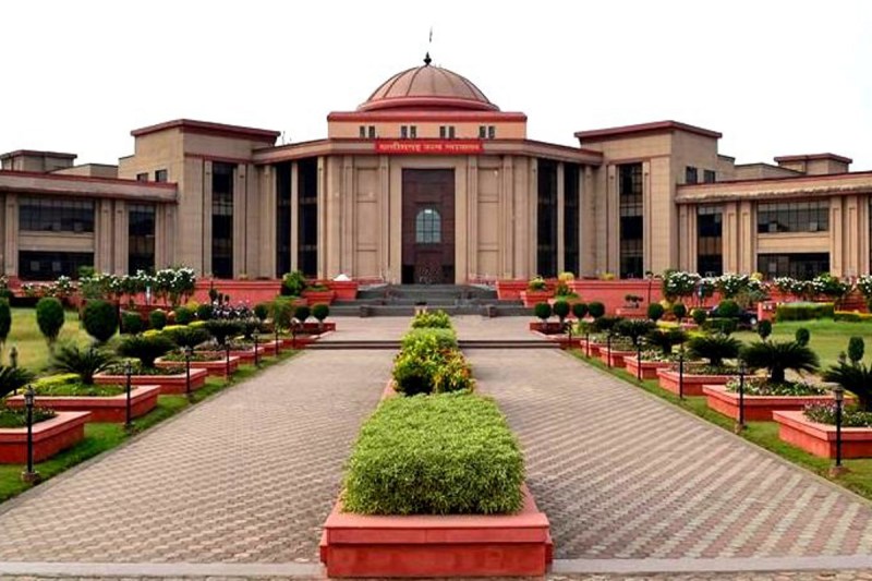 CG High Court: छत्तीसगढ़ के फार्मेसी कॉलेजों को बड़ी राहत, 60 सीट पर एडमिशन की मिली अनुमति
