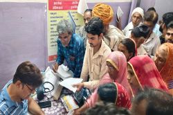 अस्पताल में हालात बिगड़े: 22 पद स्वीकृत लेकिन सिर्फ़ 7 डॉक्टर, मरीज बेहाल - image