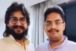माफिया मुख्तार अंसारी का छोटा बेटा उमर अंसारी गिरफ्तार, पुलिस उसे लेकर गाजीपुर
रवाना…राजनीतिक गलियारे में हलचल - image