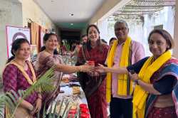 DDU गोरखपुर यूनिवर्सिटी में “वूमेन्स हुनर हाट” का आयोजन, महिलाओं के हस्त कला की
प्रतिभा को मंच - image
