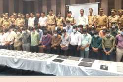 वाराणसी में करोड़ों की ठगी करने वाले गैंग का पर्दाफाश,आकर्षक विज्ञापन डालकर भोले
भाले लोगों को बनाते थे शिकार - image