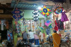 Patrika sting : चाइनीज मांझे से वो काटा की होड़, कहीं टूट ना जाए सांसों की डोर - image