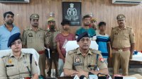 पुलिस की गिरफ्त में हत्यारोपी (फोटो सोर्स- 'X' इटावा पुलिस)