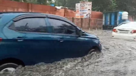 बारिश से जनजीवन प्रभावित (फोटो सोर्स- वीडियो ग्रैब)