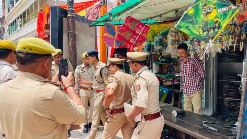 चाइनीज मांझा से मौत के बाद प्रशासन अलर्ट (फोटो सोर्स- उन्नाव पुलिस सोशल मीडिया)