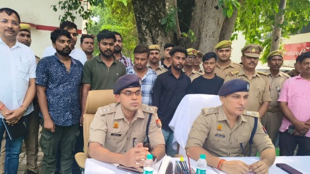 बरामद वाहन (फोटो सोर्स- उन्नाव पुलिस सोशल मीडिया)