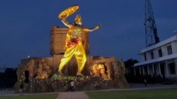 “जैसा जिसने जाना माना…” अखिलेश यादव ने दी जन्माष्टमी की बधाई, सुदर्शन चक्र के
साथ श्री कृष्णा का वीडियो शेयर - image