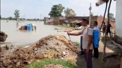 गंगा खतरे के निशान से 25 सेंटीमीटर, ऊपर 162 गांव 5000 एकड़ भूमि में बाढ़ का
पानी, तबाही का मंजर - image