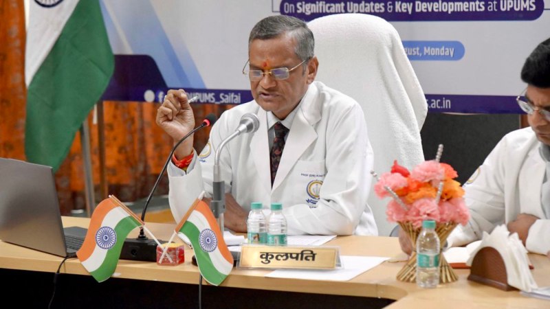 सैफई मेडिकल कॉलेज प्रोफेसर अजय सिंह (फोटो सोर्स- 'X' सैफई मेडिकल कॉलेज इटावा)